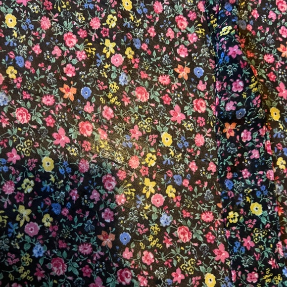 Floral mesh mini wrap skirt - Picture 3 of 3